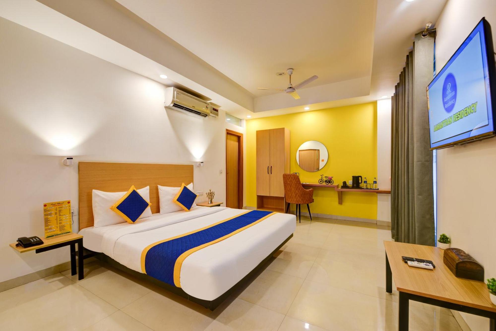 Aamantran Residency Hotel, Sohna Road, Sector 49, Gurugram Gurgaon Exteriör bild