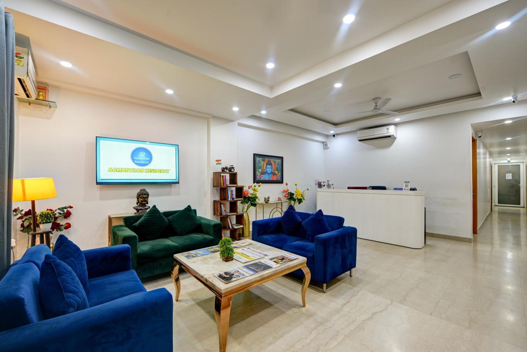 Aamantran Residency Hotel, Sohna Road, Sector 49, Gurugram Gurgaon Exteriör bild